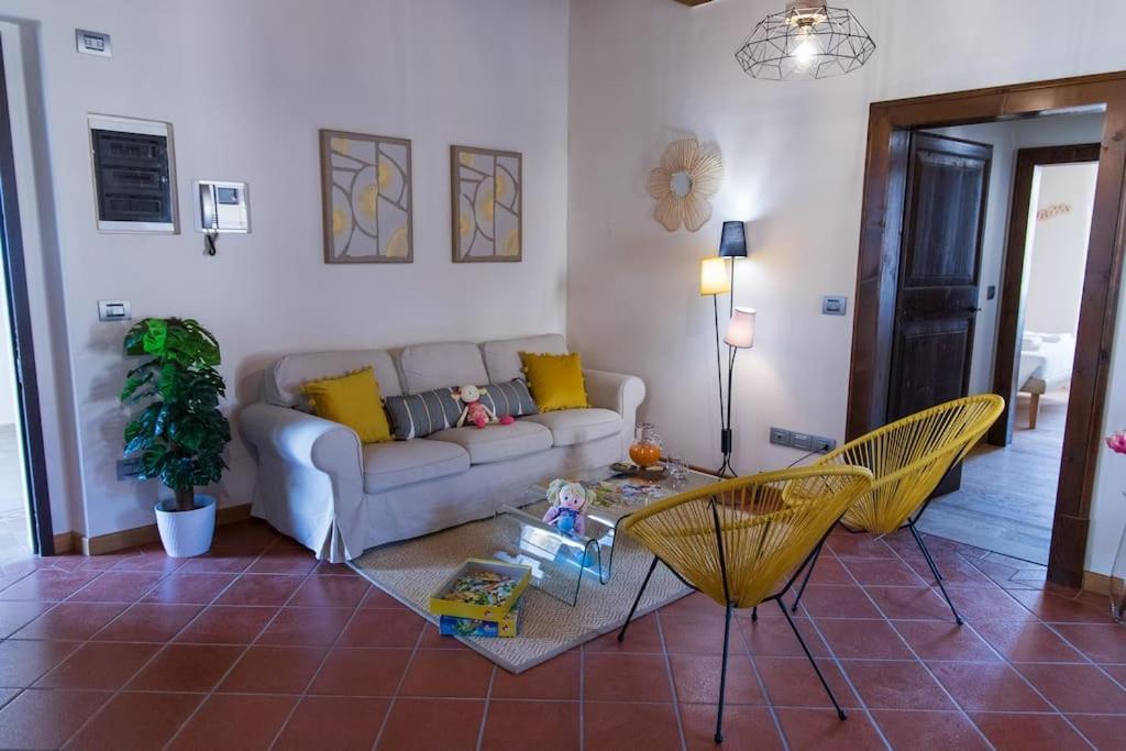 Apartment In Historic Villa With Pool And Tennis Bargni Exterior foto